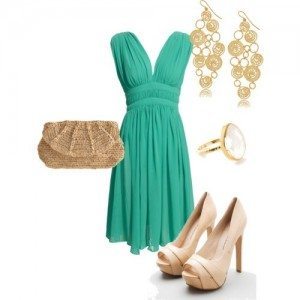 Matching shoes and jewelry with turquoise dress