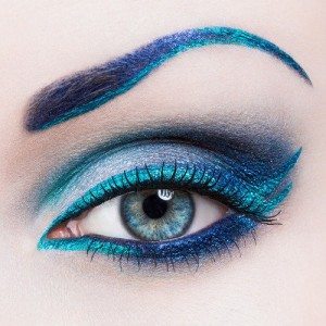 Best eye makeup tutorial for blue eyes